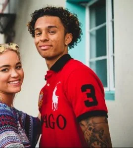 Camisas polo personalizadas e acessíveis: veja como escolher as melhores.