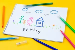 Livro de colorir personalizado: como transformá-lo em uma ferramenta de marketing para donos de restaurantes.