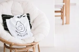 Sacolas de compras personalizadas: 3 dicas para se destacar da concorrência
