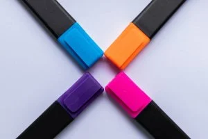 Marcadores de texto coloridos? É assim que você pode personalizar seu estúdio ou escola.